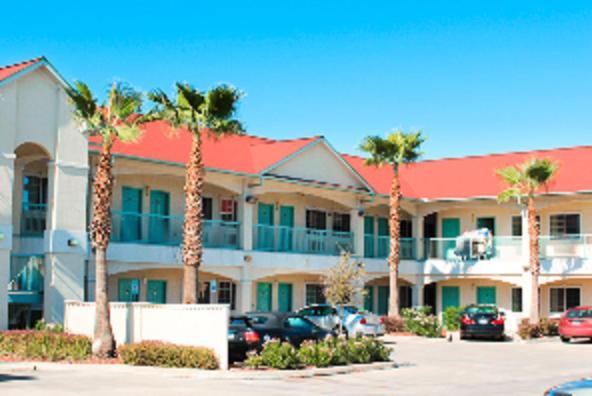 Palace Inn Хюстън Екстериор снимка