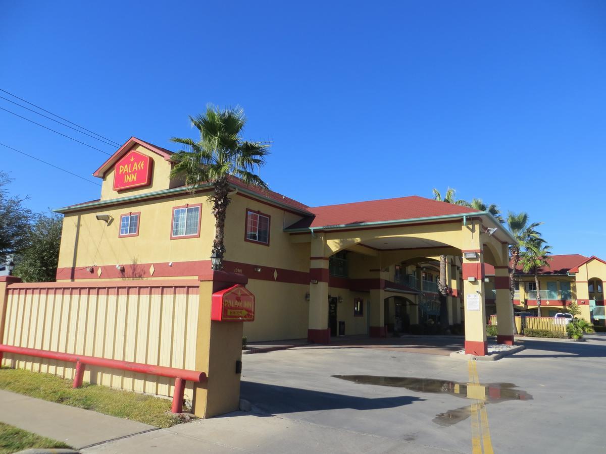 Palace Inn Хюстън Екстериор снимка